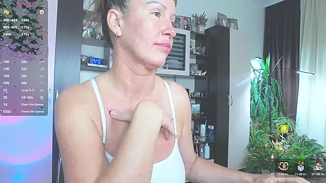 SheilaRyan online show from February 6, 4:49 am