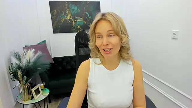 Sinty Devis online show from March 26, 4:47 am