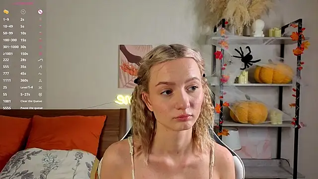 IdaValenti online show from November 17, 11:05 pm