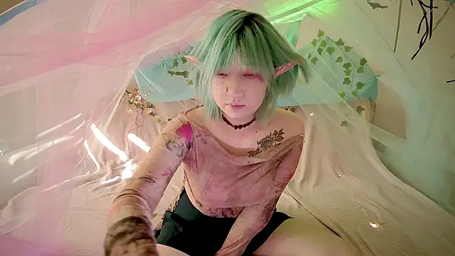 Akemilun online show from October 23, 8:20 am