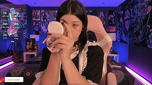 LanaKyutt online show from November 19, 2:06 pm