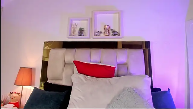 emmy r online show from February 27, 12:38 pm