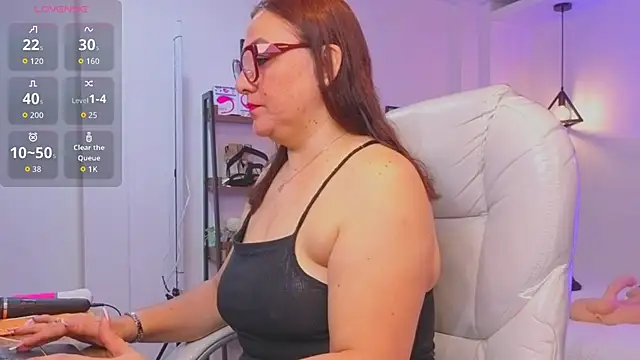 lady nylon  online show from September 21, 10:14 am