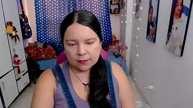 claryssa  online show from January 6, 9:07 pm