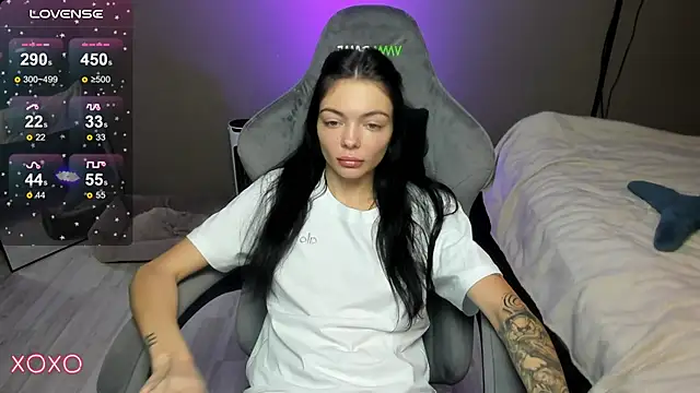 Mariella Adamss online show from December 3, 1:13 pm