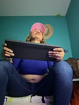 SheraHadee online show from May 30, 4:37 pm