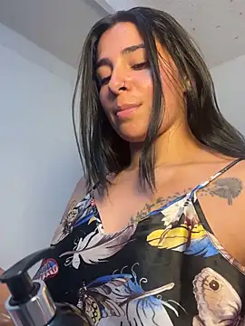 Meganmilk1 online show from December 2, 3:08 am