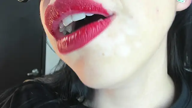 Katty mouth online show from December 13, 8:37 pm