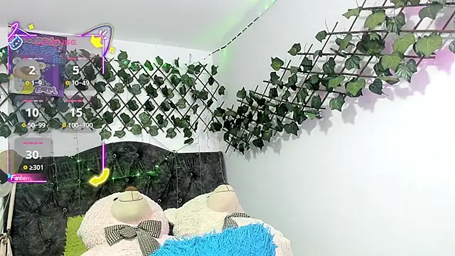 PaulinaSwan online show from October 14, 3:31 am