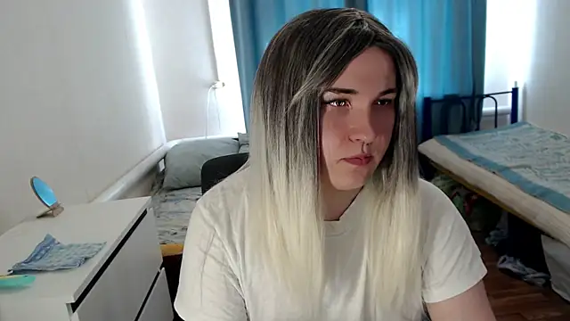 EvaMiron online show from April 8, 8:38 am