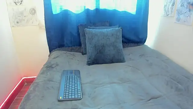 Keket Smitth online show from September 19, 8:19 pm