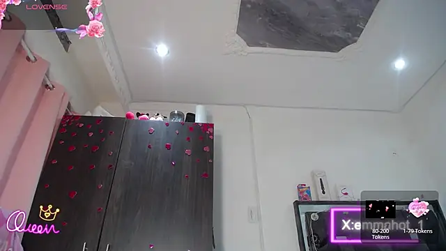 emma hoot1 online show from April 15, 9:37 pm