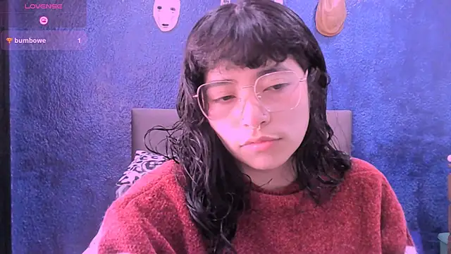 NinaYellow online show from October 13, 4:31 pm