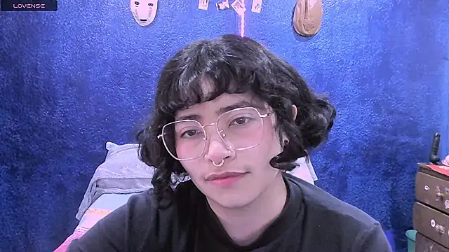 NinaYellow online show from February 3, 12:43 pm