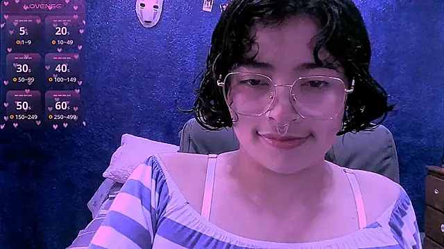 NinaYellow online show from July 9, 12:51 pm