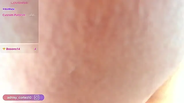 wesly ashly online show from December 19, 1:47 pm