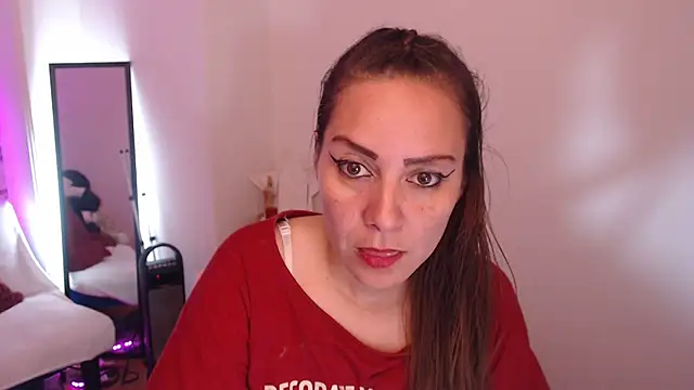 camila delarosa online show from September 24, 4:50 pm