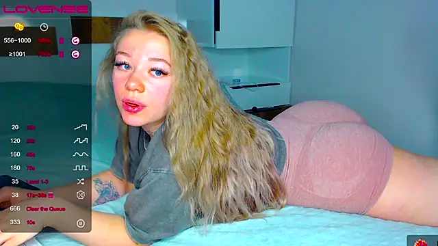 kitti kaattt online show from September 13, 4:42 am