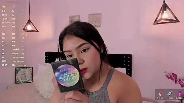 Oriana Guzman online show from September 19, 12:53 am