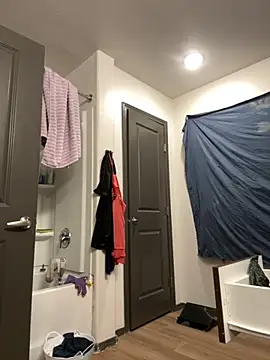 SexyB214 online show from October 8, 6:40 am