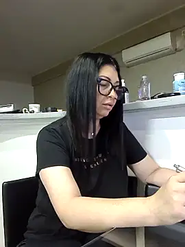 Milf Abigail online show from September 12, 1:17 am