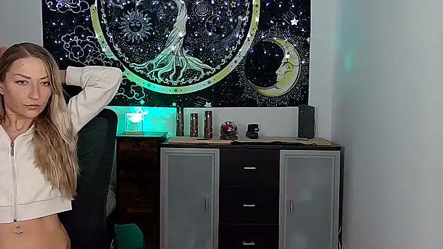 -Jeany- online show from December 3, 1:30 am