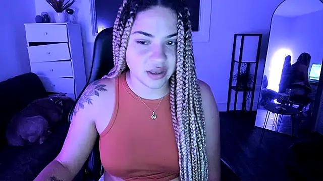 MelSaunders online show from November 2, 12:14 am