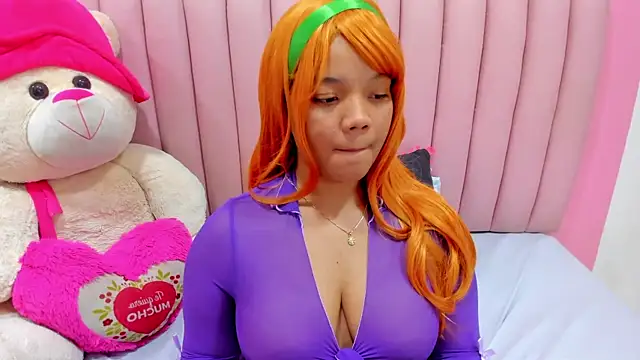 ISABELLA 020 online show from October 31, 2:54 pm