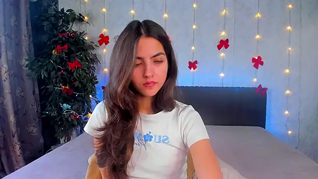 Milana Crystal  online show from January 6, 8:29 am