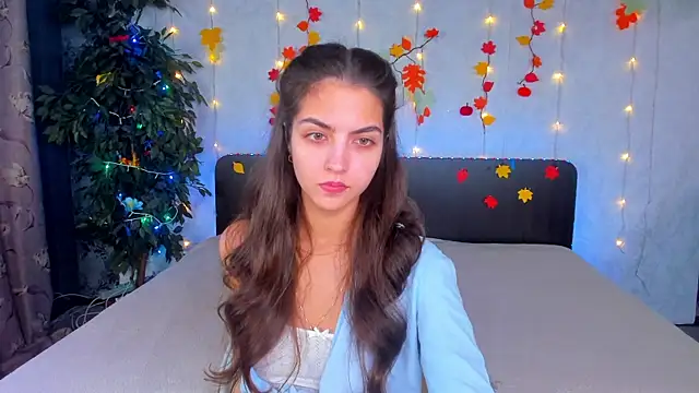 Milana Crystal  online show from November 18, 8:37 am