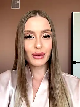 Sweet  Milly online show from September 16, 1:30 pm