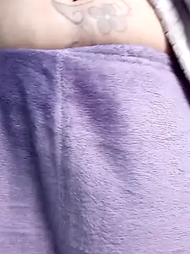 irinamaux online show from April 6, 10:00 pm