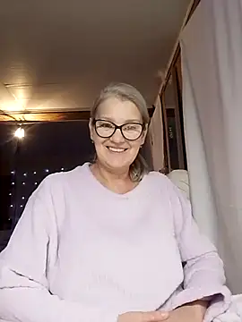 irinamaux online show from November 2, 6:17 am