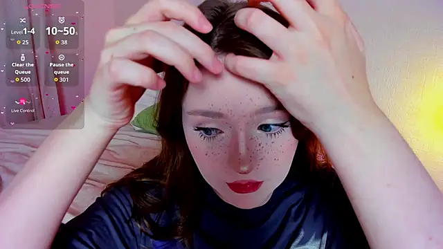 lexxxxxxi online show from September 15, 6:37 pm