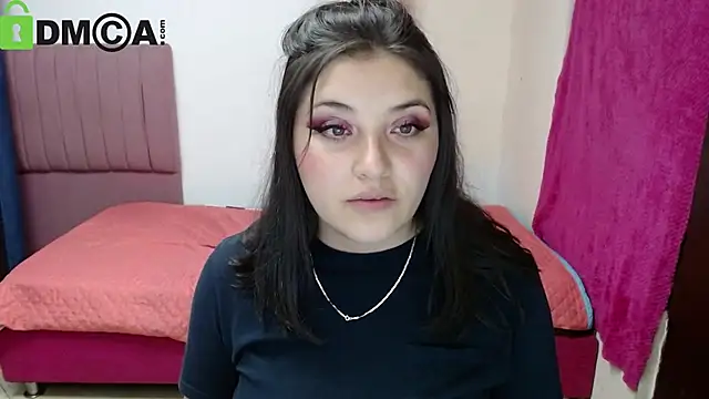 phoenixxxx777 online show from November 27, 2:14 am