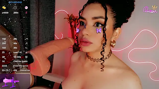 Queen Deepthroat online show from February 2, 11:37 pm