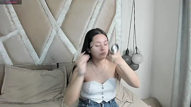 Murieel 69 online show from July 17, 2:43 pm