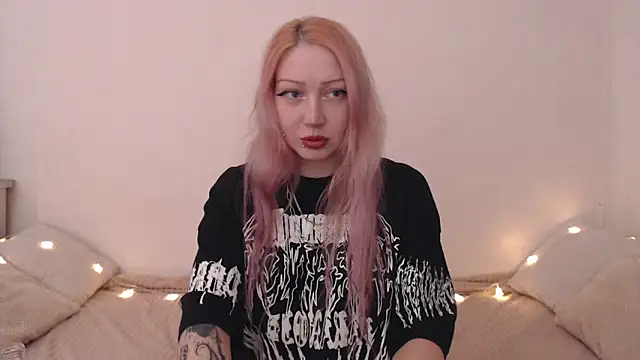 Emily hardcore online show from March 18, 10:15 pm