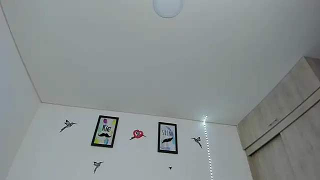 im sarah34 online show from March 21, 9:03 am