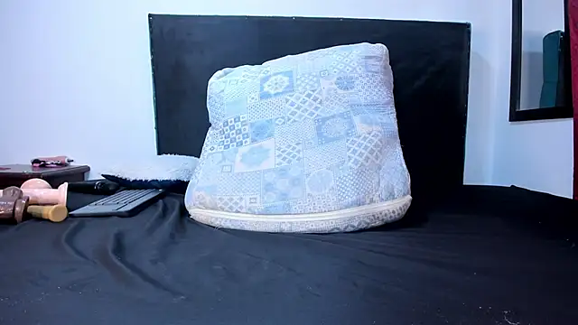 kandy-Jhonson online show from November 27, 11:29 pm