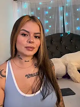 Chloe  and  Ivana  xxx online show from February 7, 9:07 pm