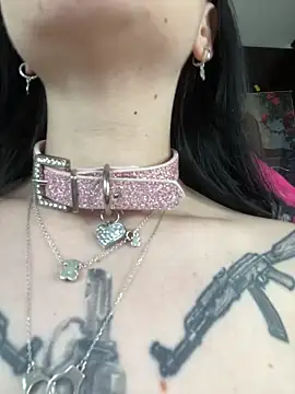 Molly  Moon online show from February 20, 6:26 am