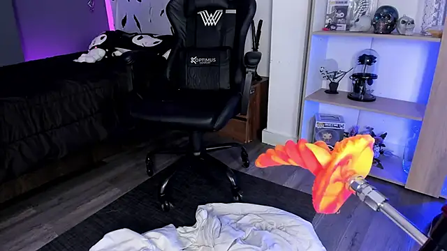 Raven Witch  online show from November 28, 8:56 pm