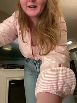 GingerSnap33 online show from February 20, 3:49 am