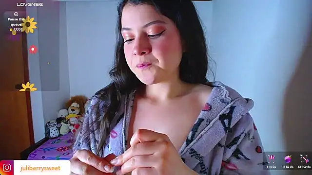 juli05star20 online show from October 9, 1:10 am