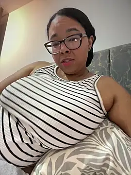 XMara online show from December 16, 5:41 pm