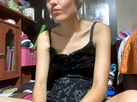 lilithanderson online show from September 10, 5:29 am