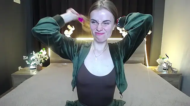 MargaritaKiss online show from April 17, 9:50 pm