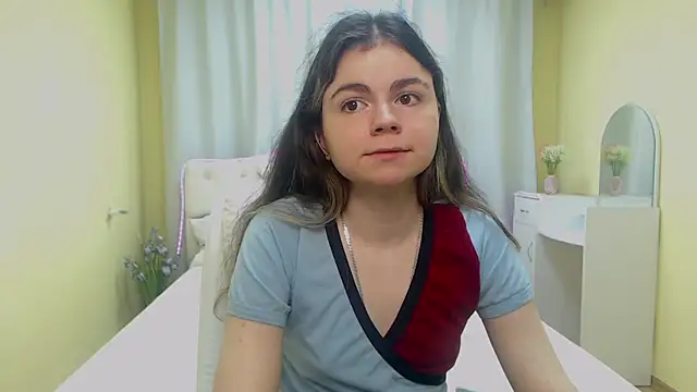 TinaRedly online show from May 27, 2:08 am