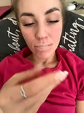 DreamGirl-777 online show from October 10, 9:03 am